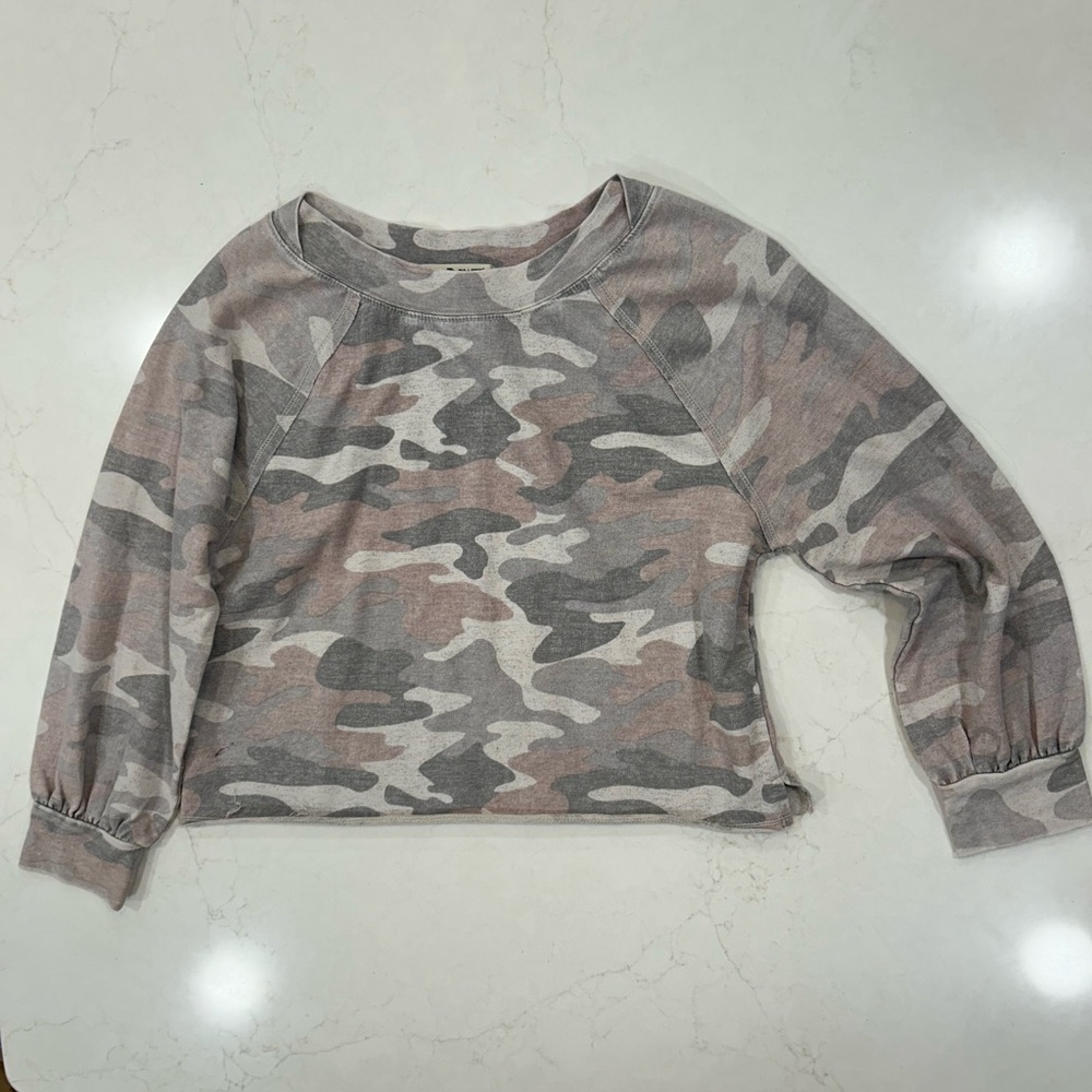 Wallflower Gray and Brown Camo Top